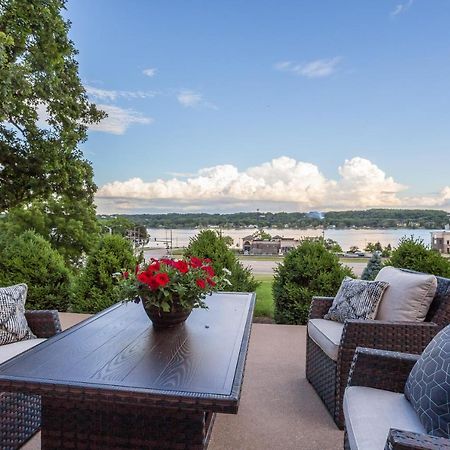 River View Lodge Le Claire Esterno foto